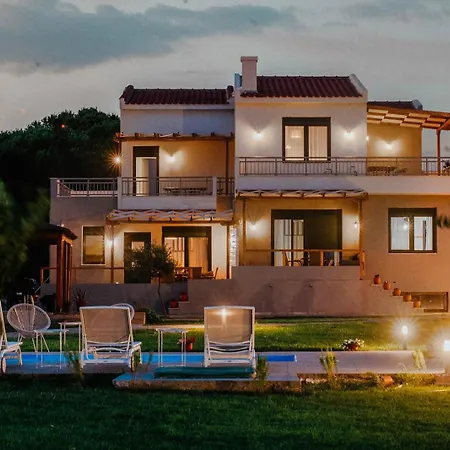 Odyssea Луксозна вила *